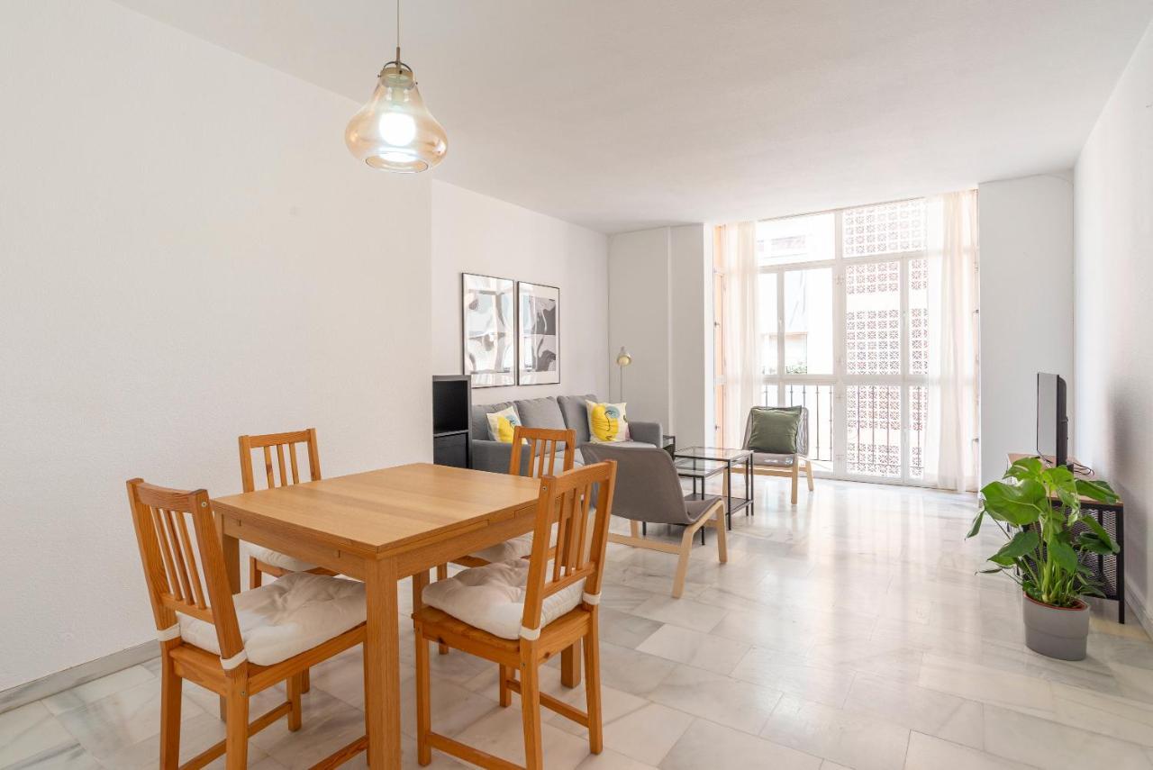 Lu&Cia Central Station 2 Parking Free Apartment Malaga Exterior photo